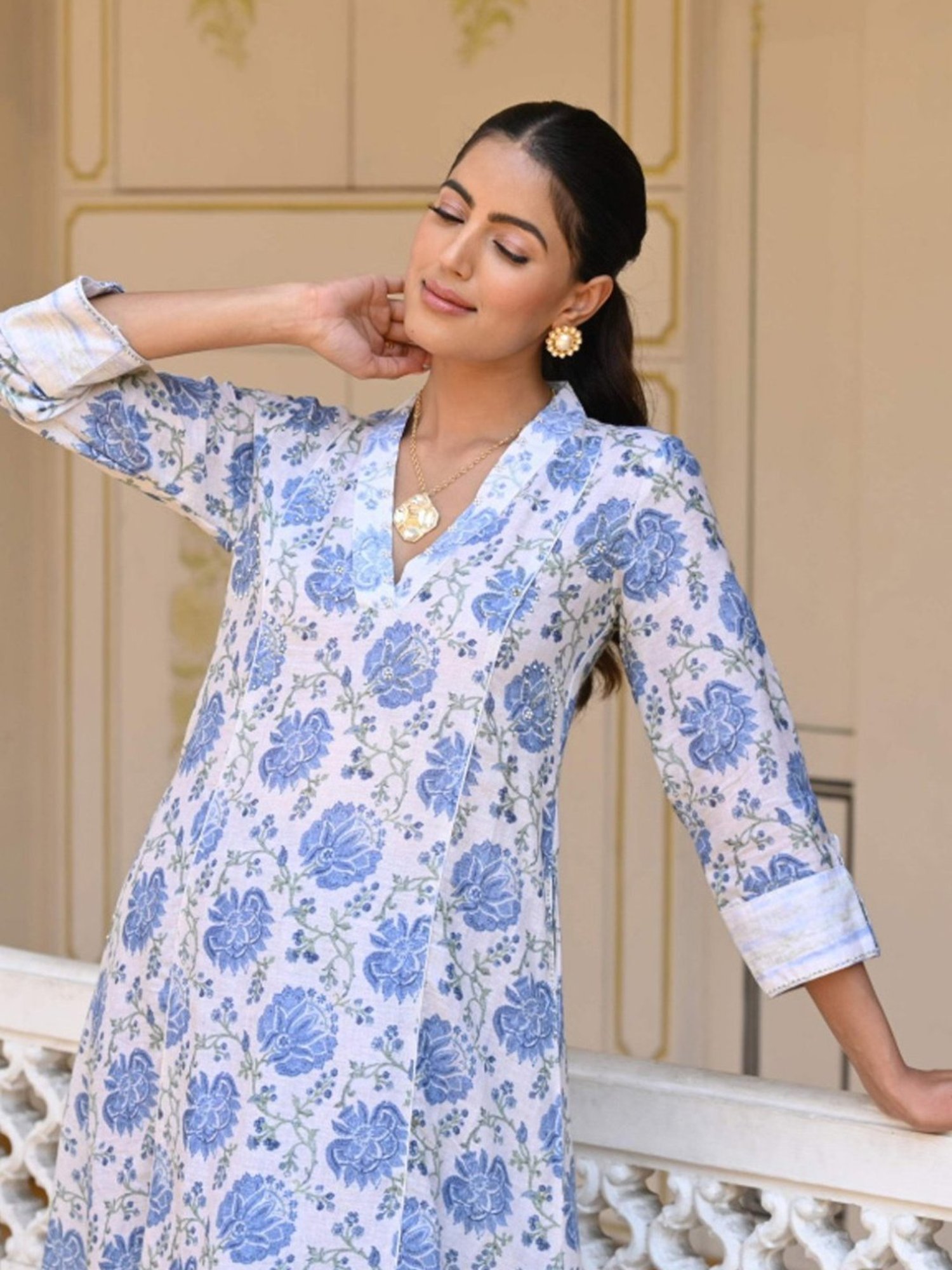 Mahee Jaipur Blue Floral Linen Kurta With Pant
