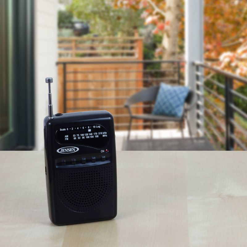 JENSEN AM/FM Pocket Radio - Black (MR-80)