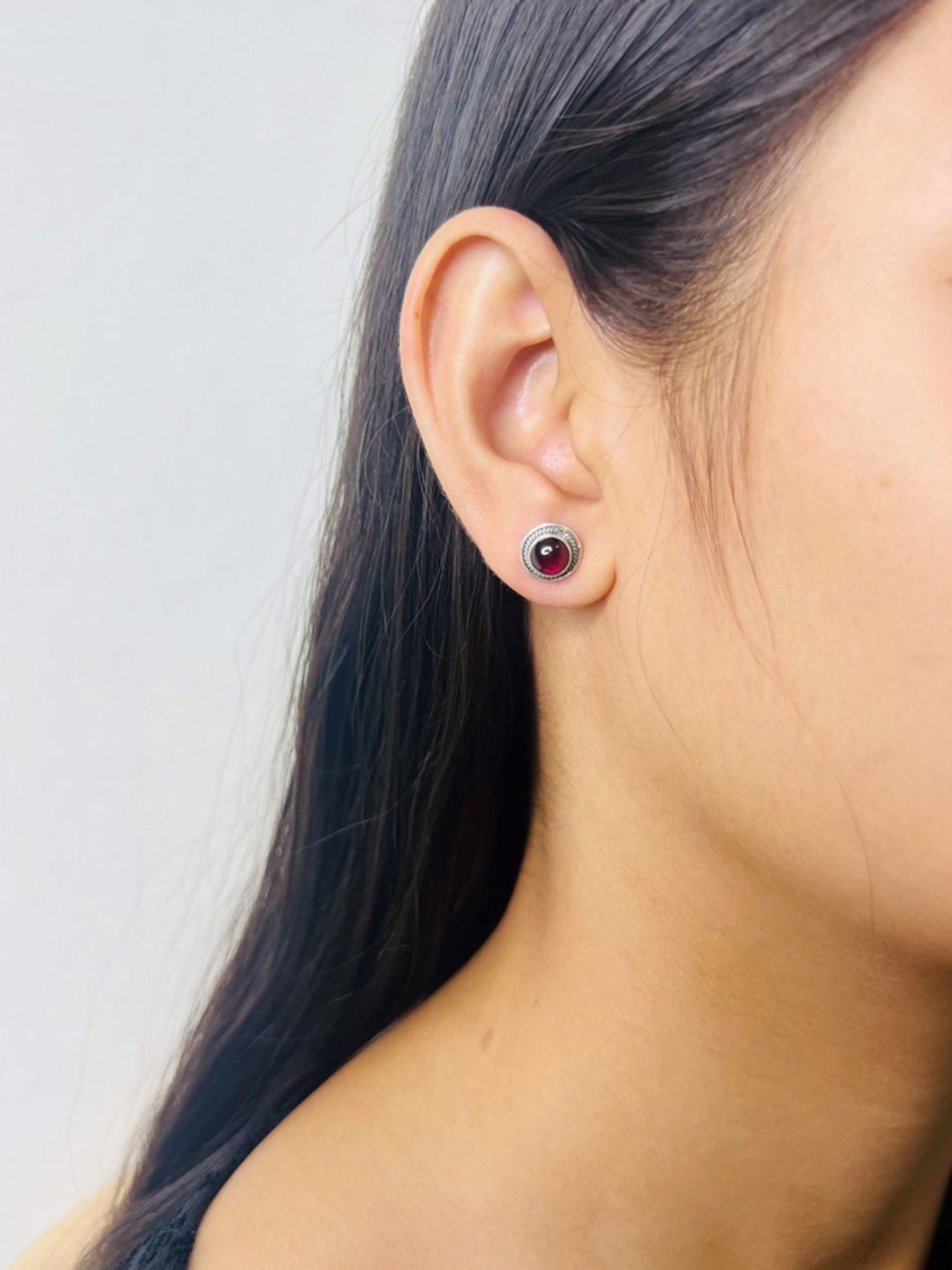 Arte Jewels 925 Sterling Silver Garnet Stone Round Stud Earrings for Women & Girls