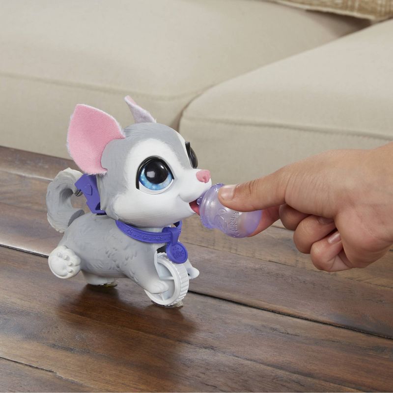 furReal Peealots Lil' Wags Husky