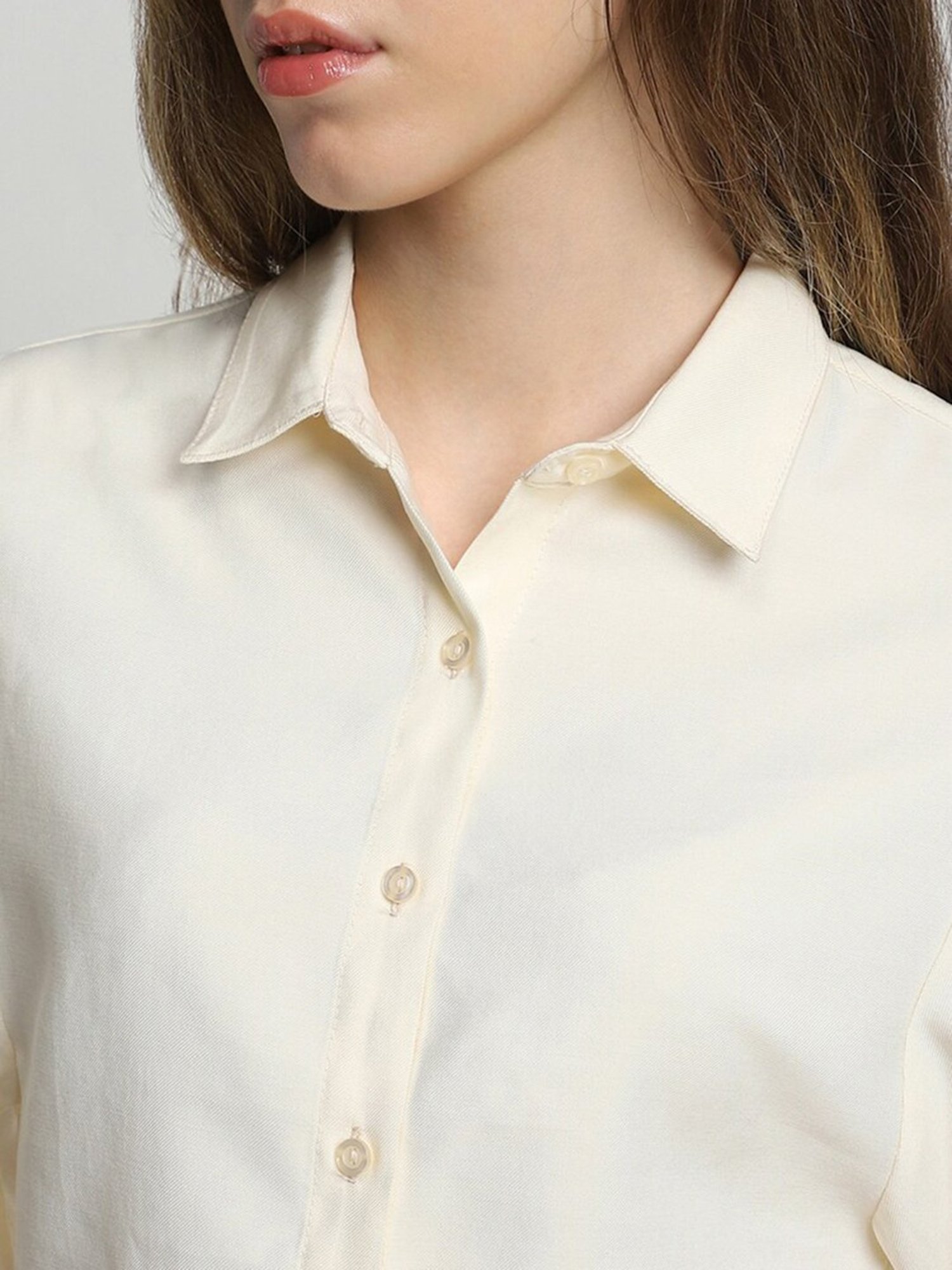 Forever 21 Cream Regular Fit Crop Top