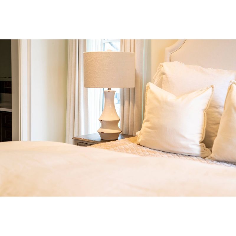 30" Ceramic Callie Table Lamp White - Decor Therapy