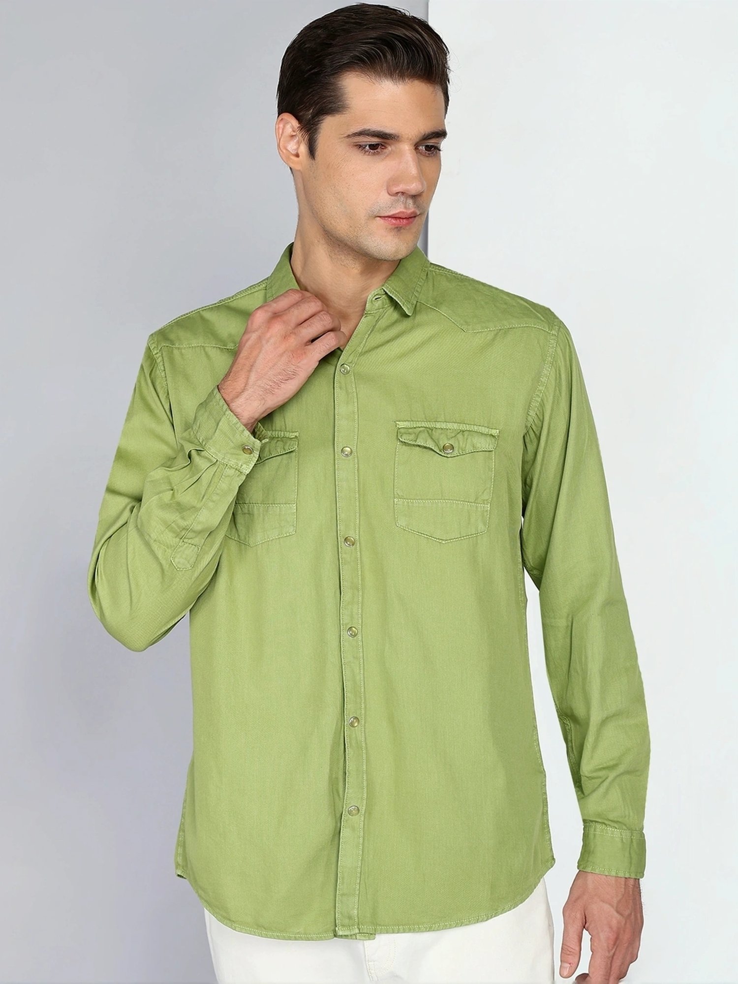 Kuons Avenue Apple Green Slim Fit Denim Shirt