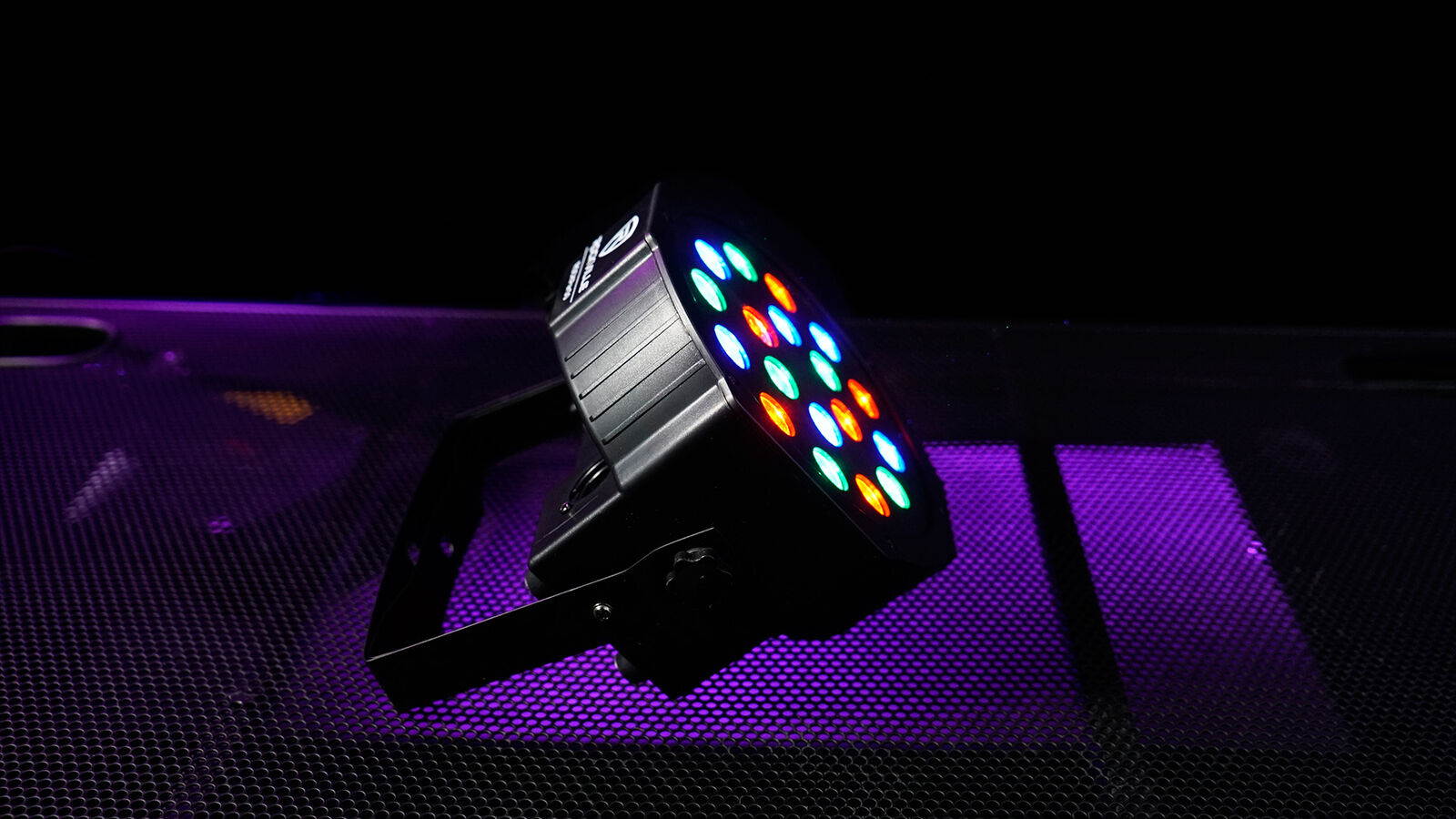 (2) Rockville RockPAR50 LED RGB Compact Par Can DJ/Club DMX Wash Lights
