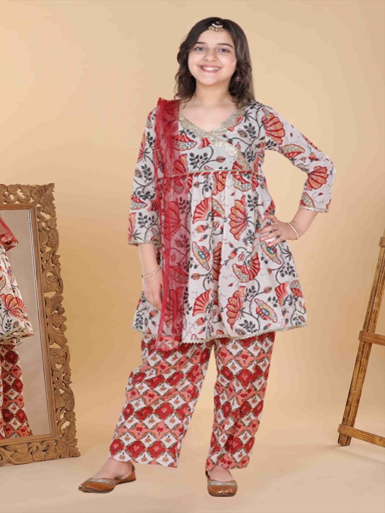 AJ Dezines Kids White & Pink Floral Print Kurta Set