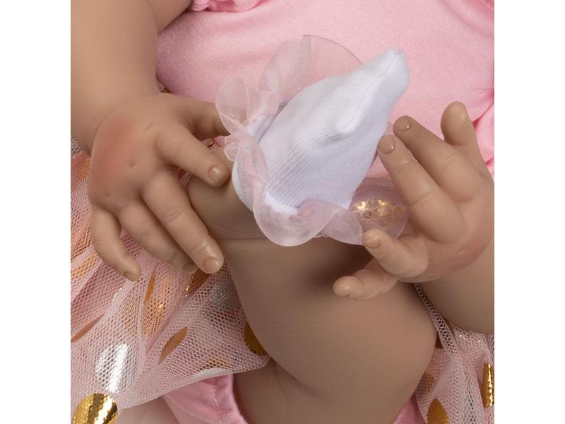 Paradise Galleries Reborn K-Pop Girl -18 inch Korean Doll, GentleTouch Vinyl, 5-Piece Doll Gift Set