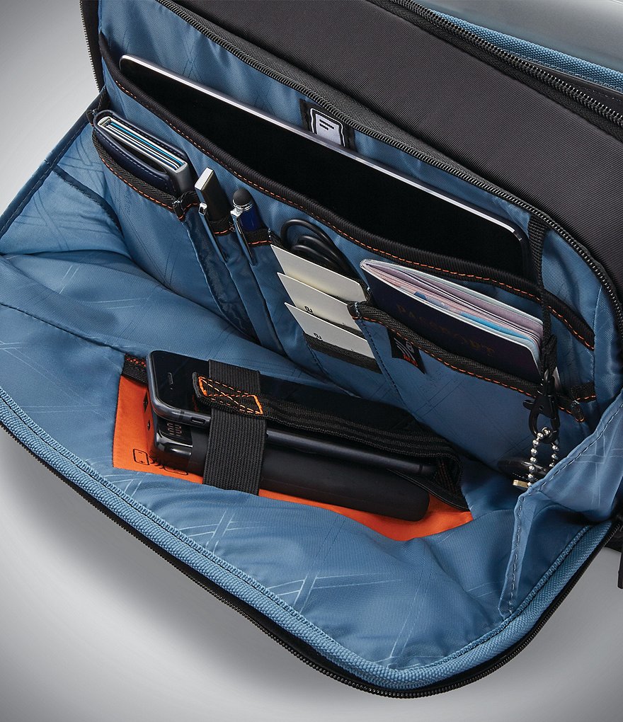 Samsonite Pro 13#double; Slim Messenger Bag
