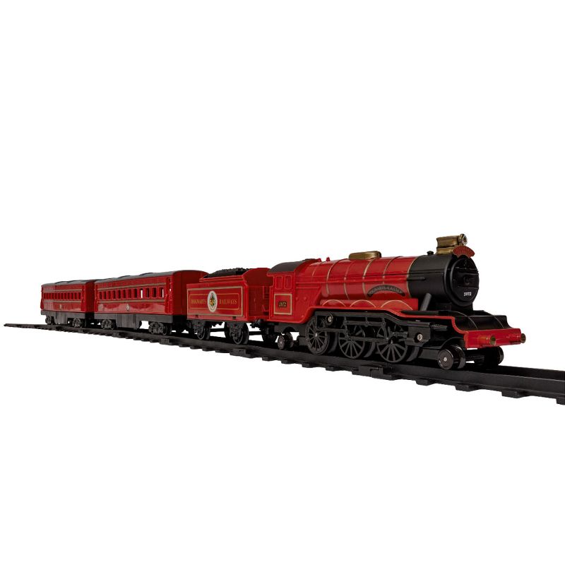 Lionel 7119681 28 Piece Wizarding World of Harry Potter Hogwarts Express Battery Powered Miniature Model Train Set Toy Collectible