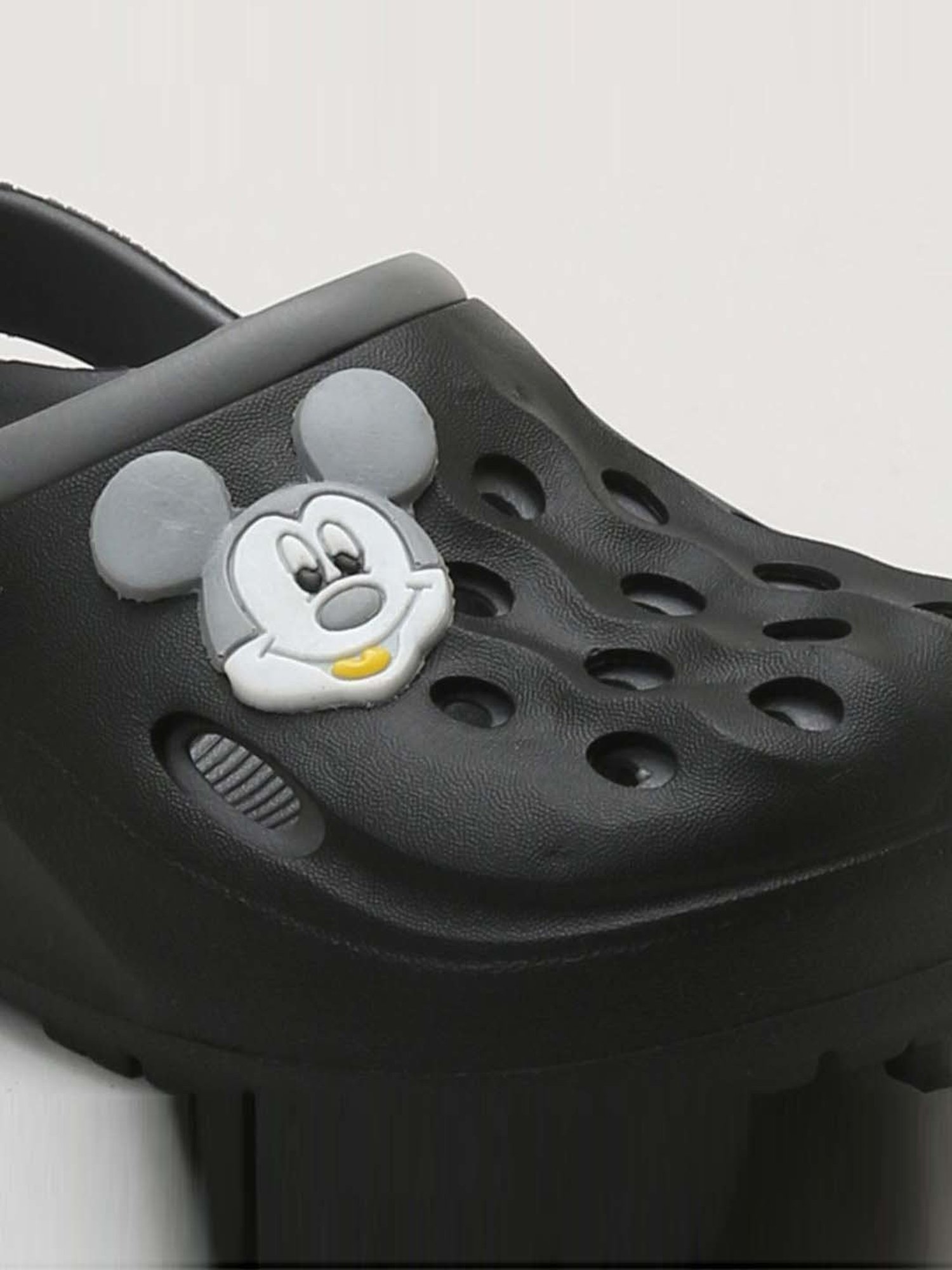 Priaansha Kids Black & Grey Back Strap Clogs