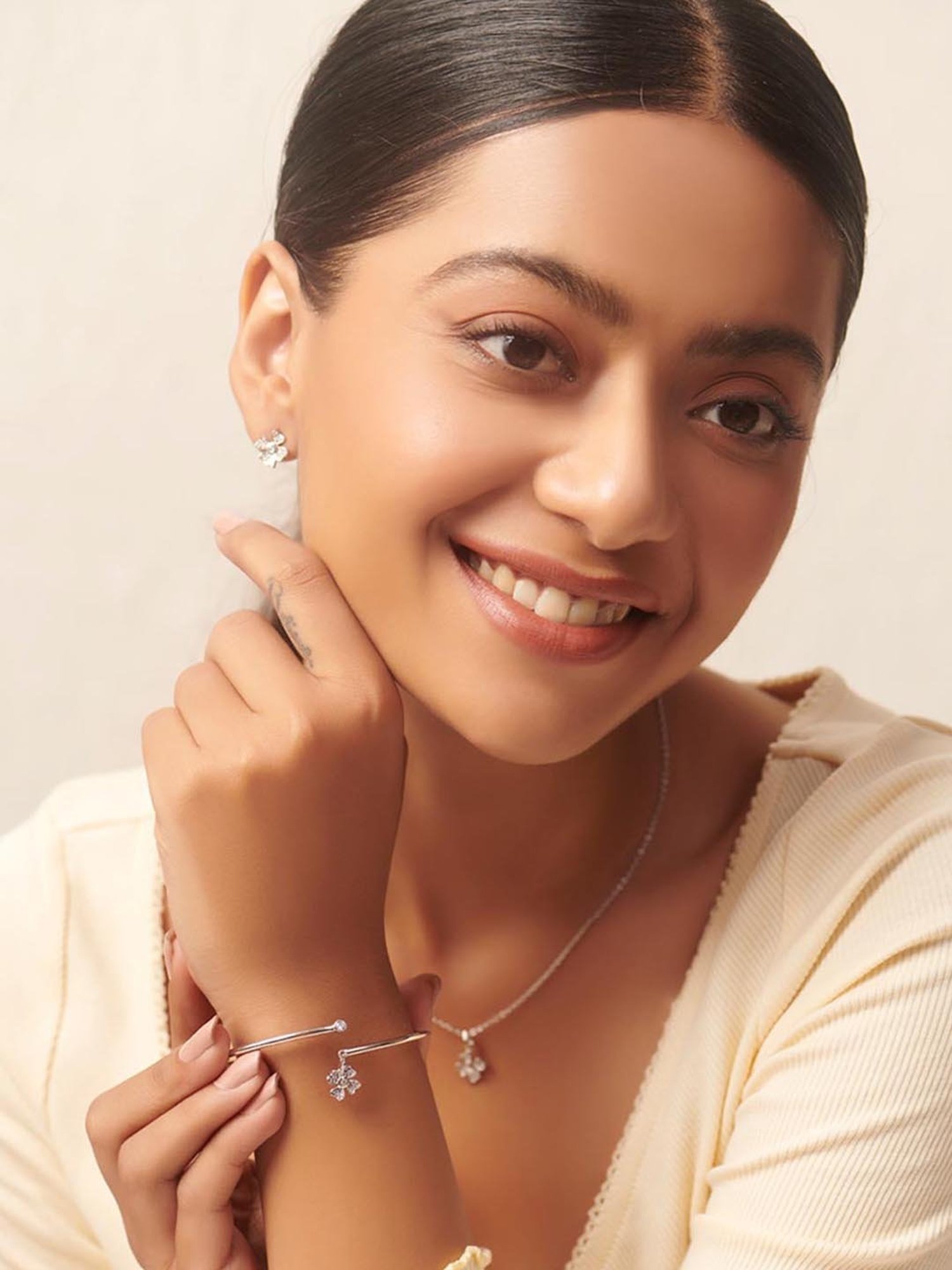 Shaya 92.5 Sterling Silver What Makes You Beautiful Bracelet for Women