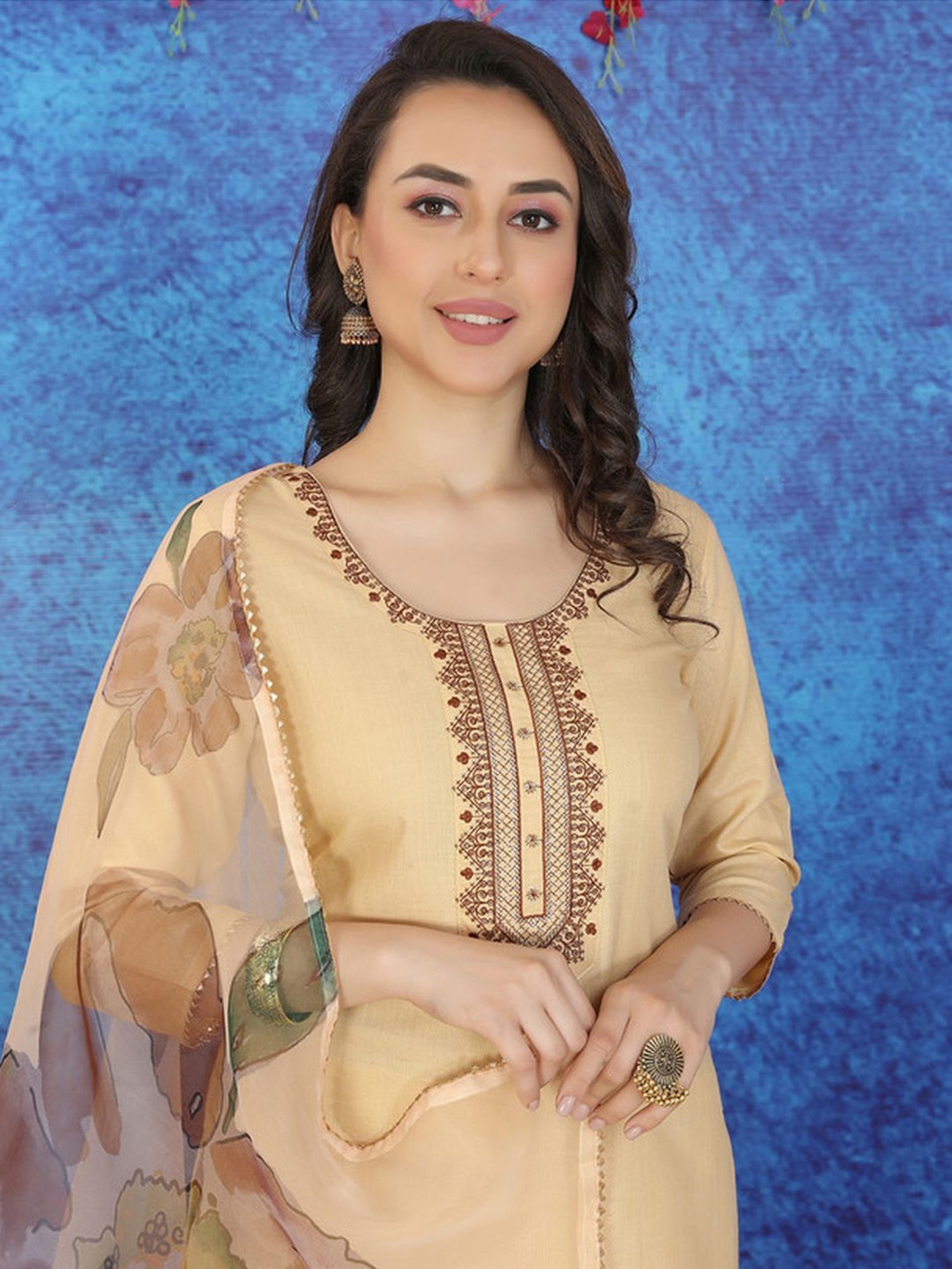 Skylee Beige Embroidered Kurta Pant Set With Dupatta