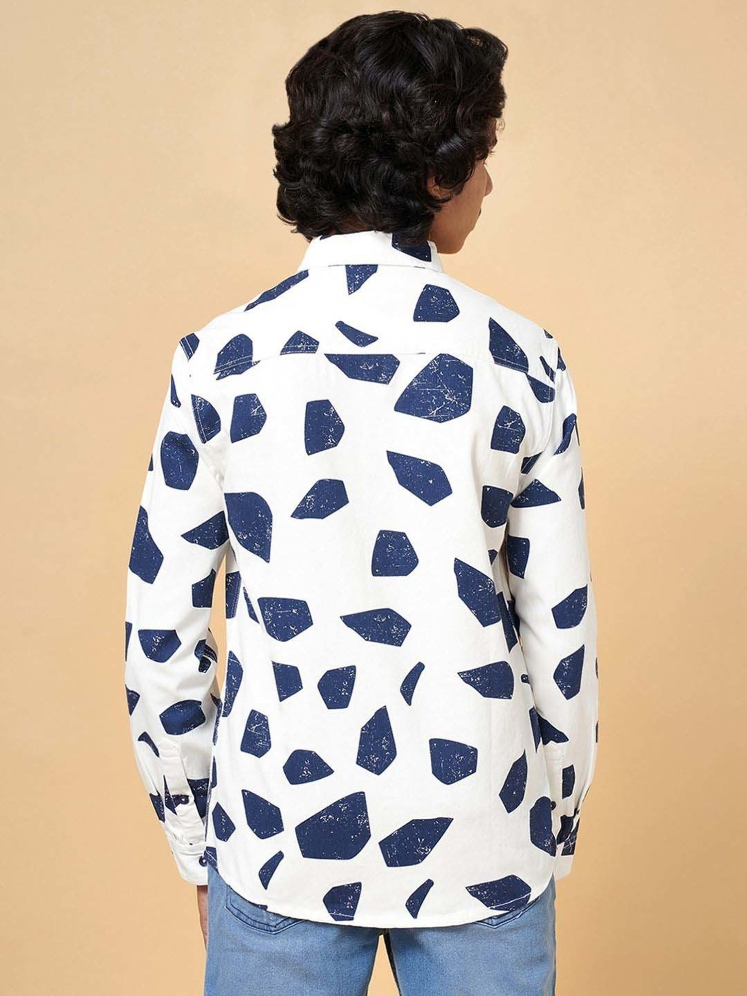 Coolsters by Pantaloons Boys White & Blue Cotton Printed Full Sleeves Shirt