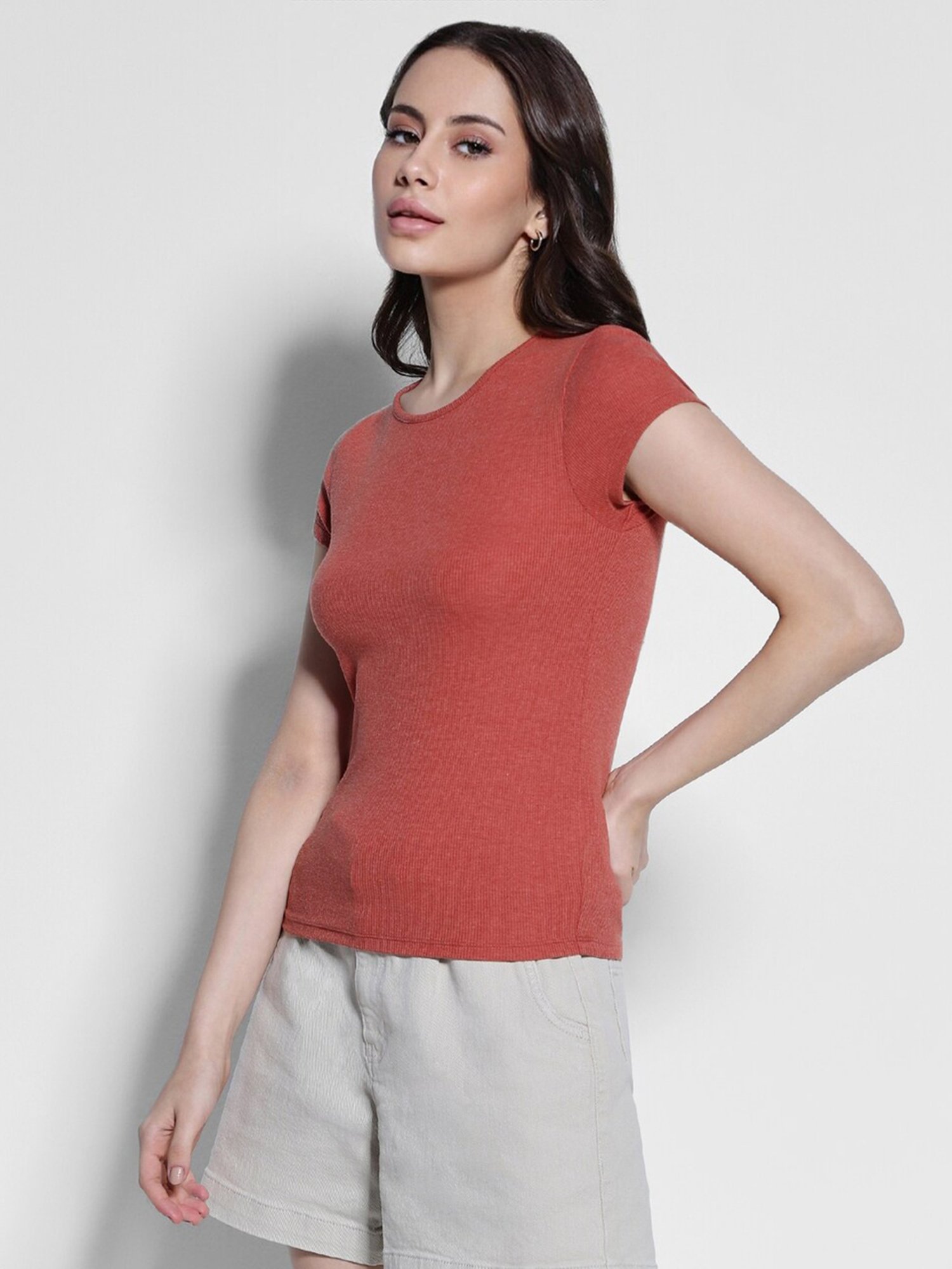 American Eagle Outfitters Red Slim Fit T-Shirt