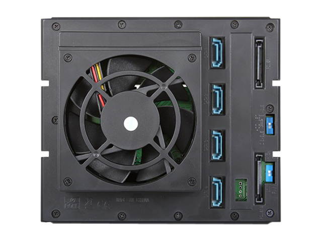 iStarUSA BPN-DE340HD-SILVER Trayless 3 x 5.25" to 4 x 3.5" 12Gb/s HDD Hot-swap Rack