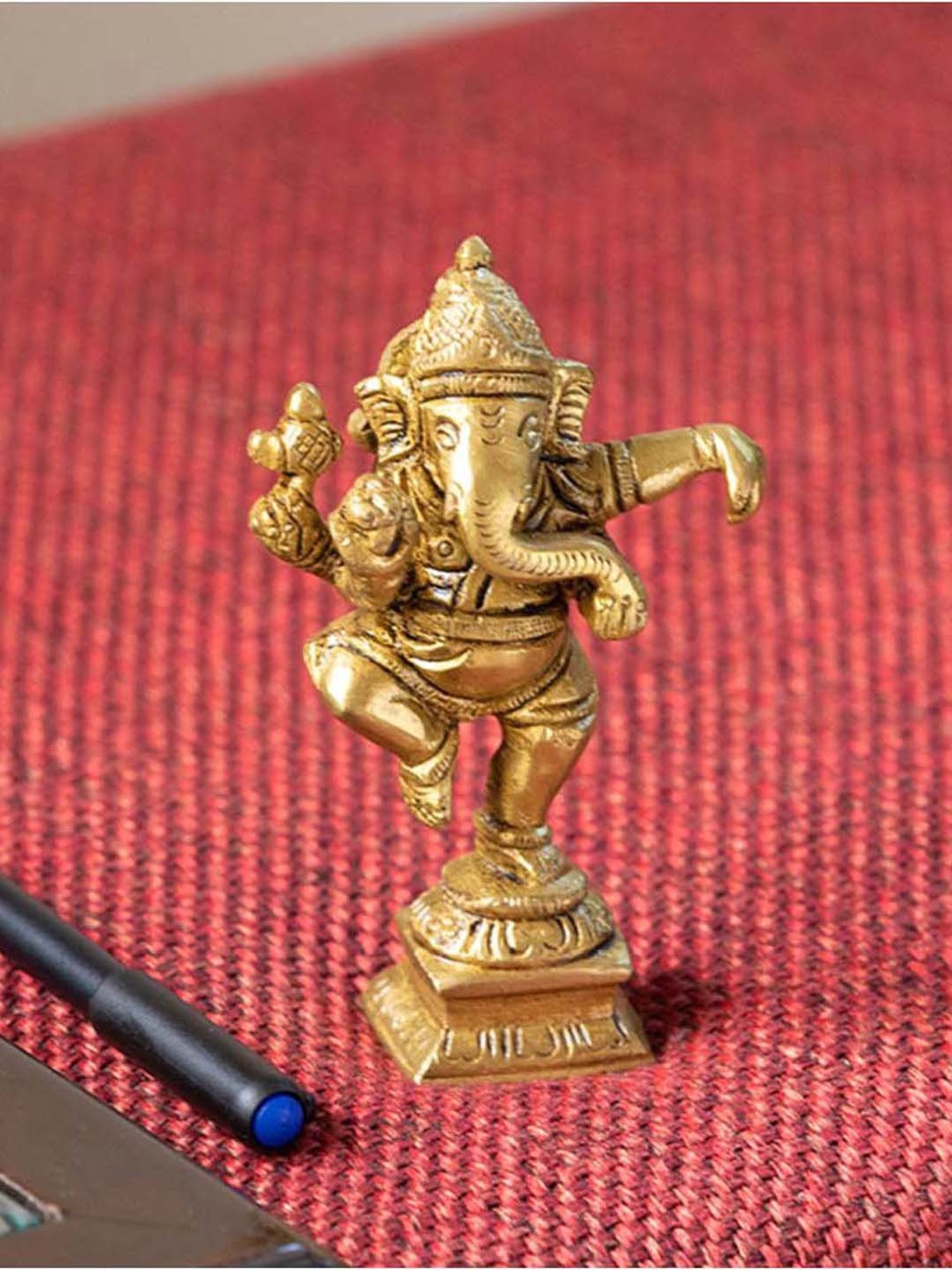 ExclusiveLane Beams Golden Brass Dancing Ganesha Idol Showpiece