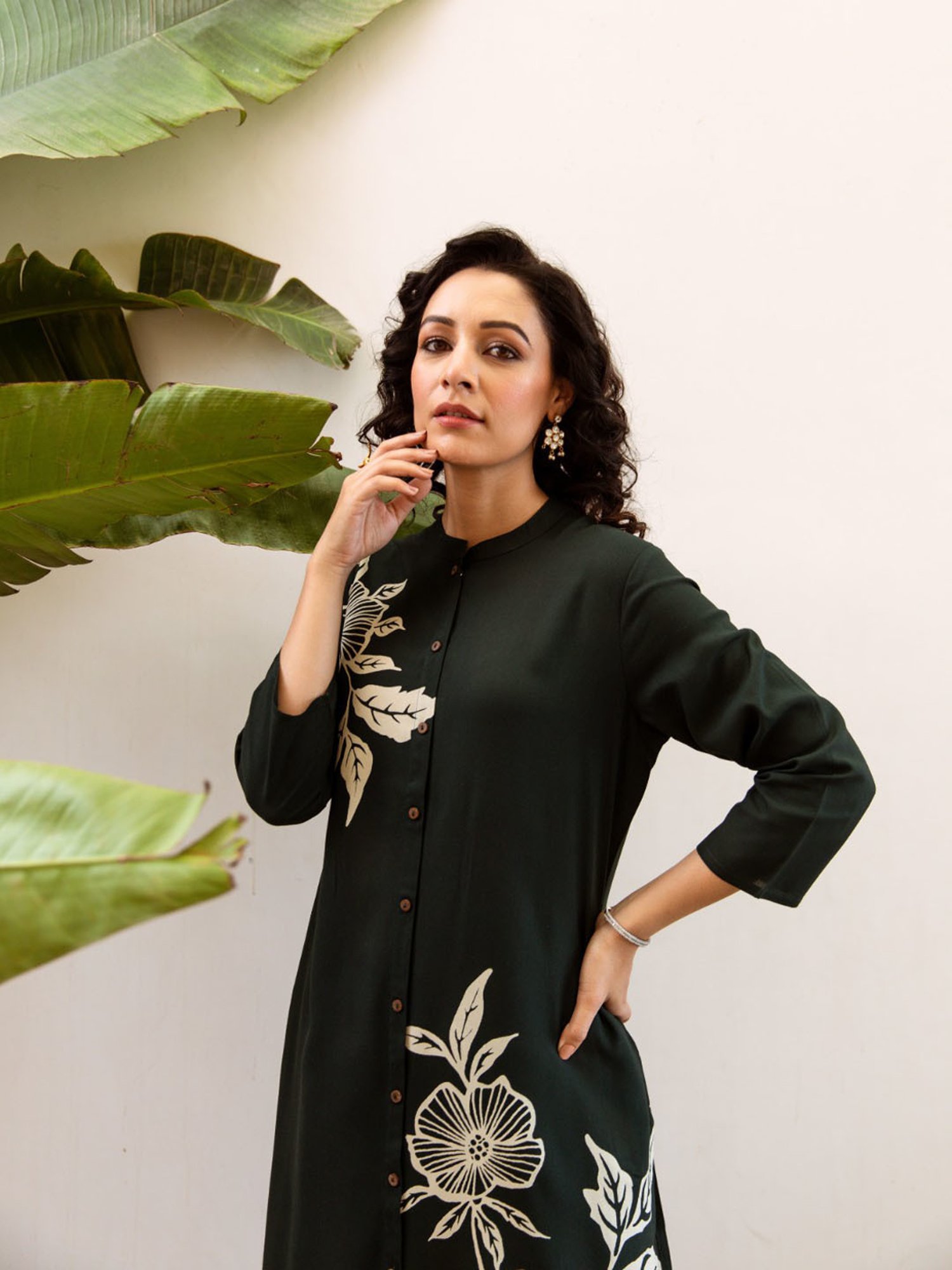 Autumnlane Jagdeep Ebony Printed Kurta Pant Set