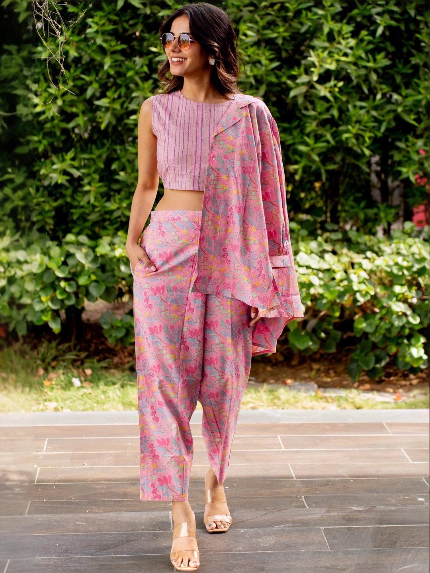 MIRCHI FASHION Pink Cotton Printed Crop Top Pant Set With Shrug