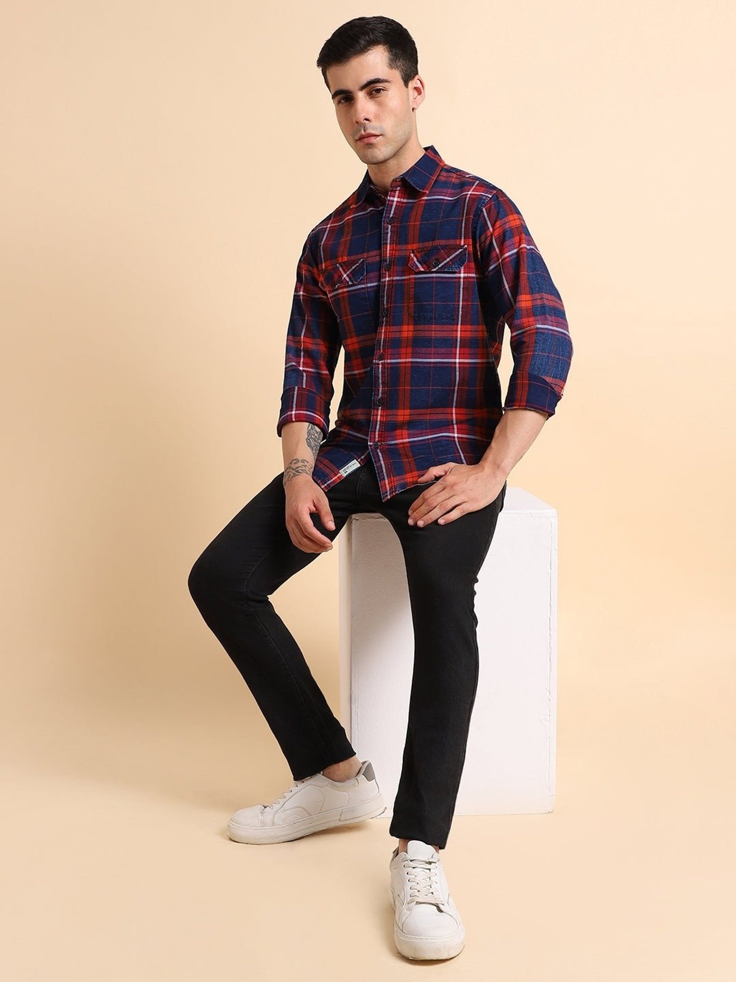 Dennis Lingo Red & Navy Cotton Slim Fit Checks Shirt