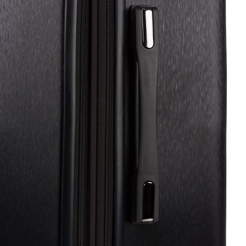 SWISSGEAR 28" Cascade Hardside Suitcase - Black