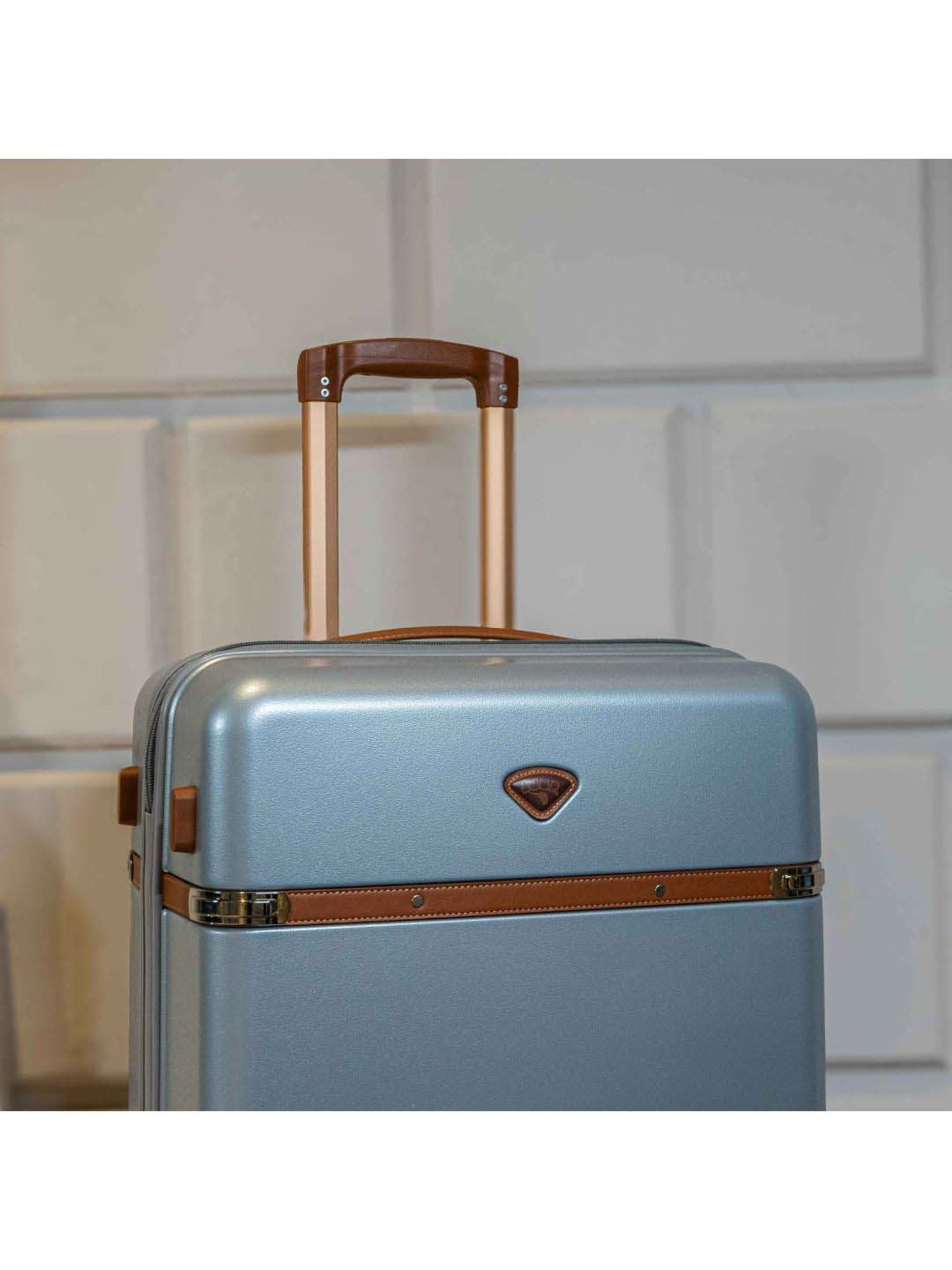 Perquisite Y2K Luxe Range Black Hard 20" Cabin Luggage