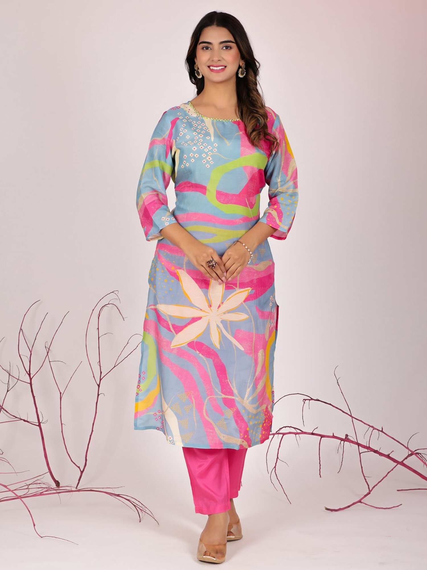 READIPRINT FASHIONS Blue & Pink Floral Print Kurta Pant Set