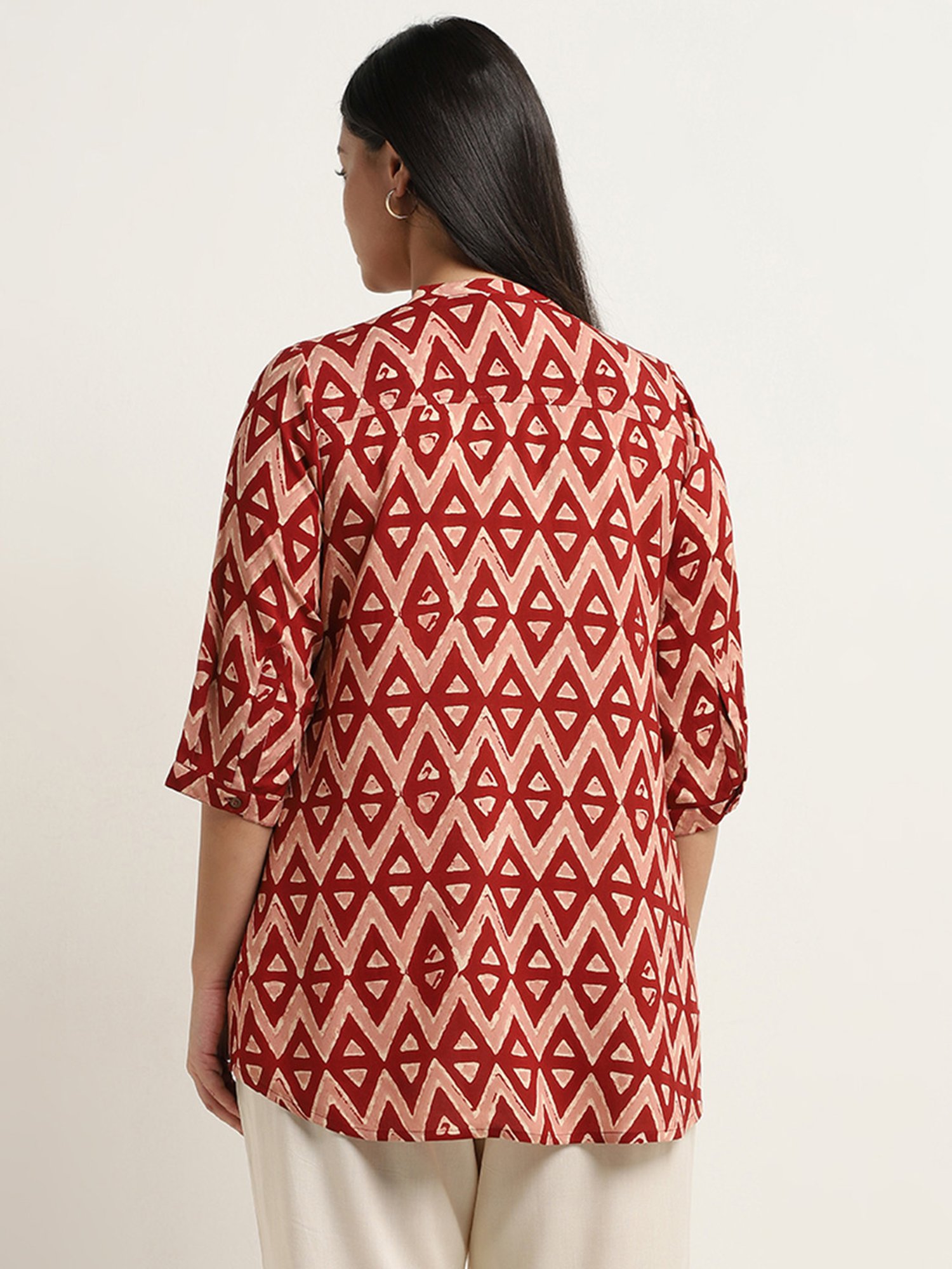 Diza by Westside Maroon Geometric Ikat Printed Straight Kurti