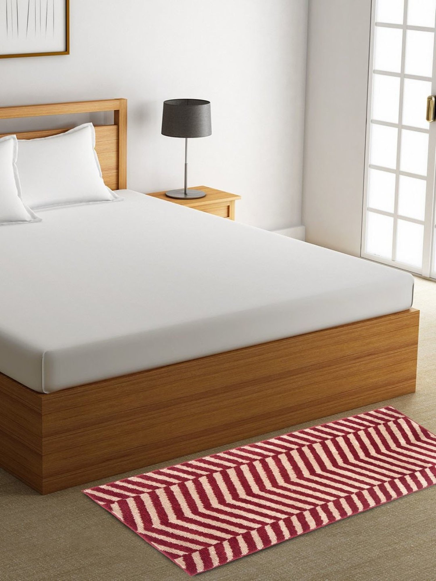 Juvale Placemats with Table Runner (Gold Foil, 6 Pieces)