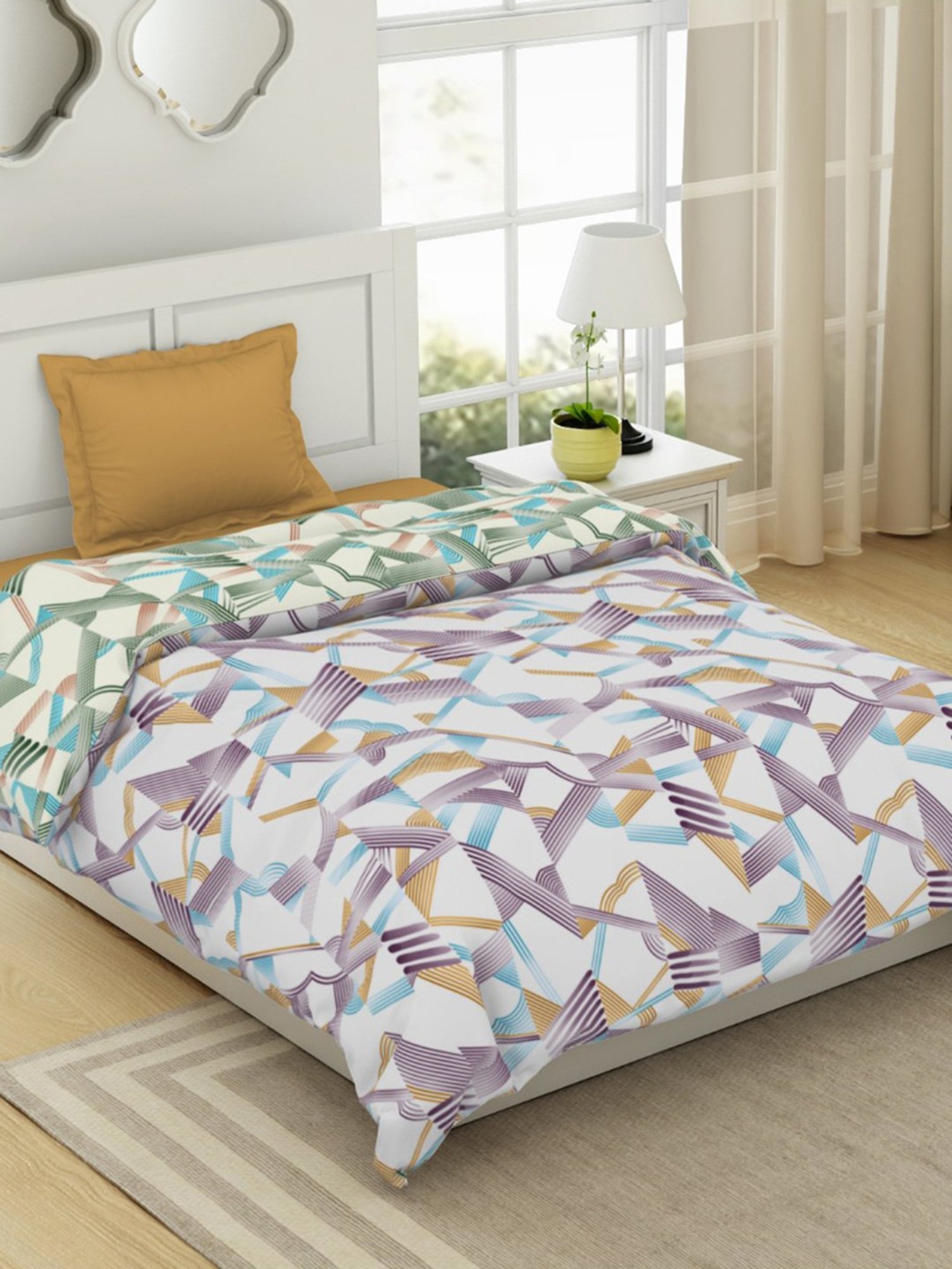 Spaces Geometric Multicolor 144 TC Cotton Single Quilt