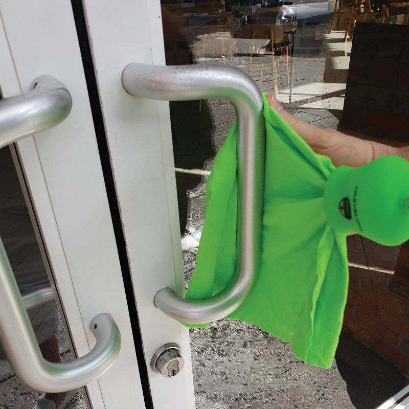 Travelon Clean Set of 2 Antimicrobial On-The-Go Cloth