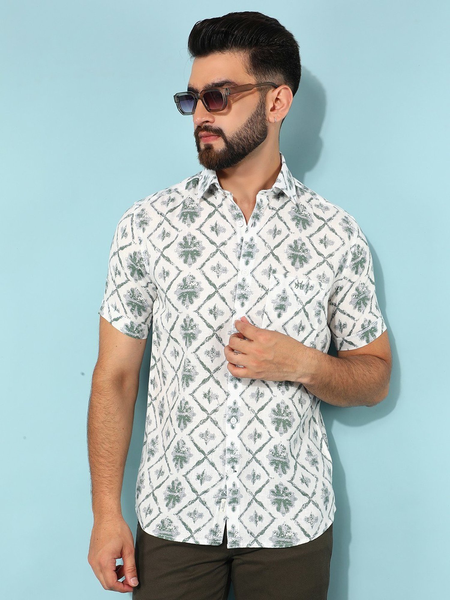 Crimsoune Club Green Slim Fit Floral Print Shirt