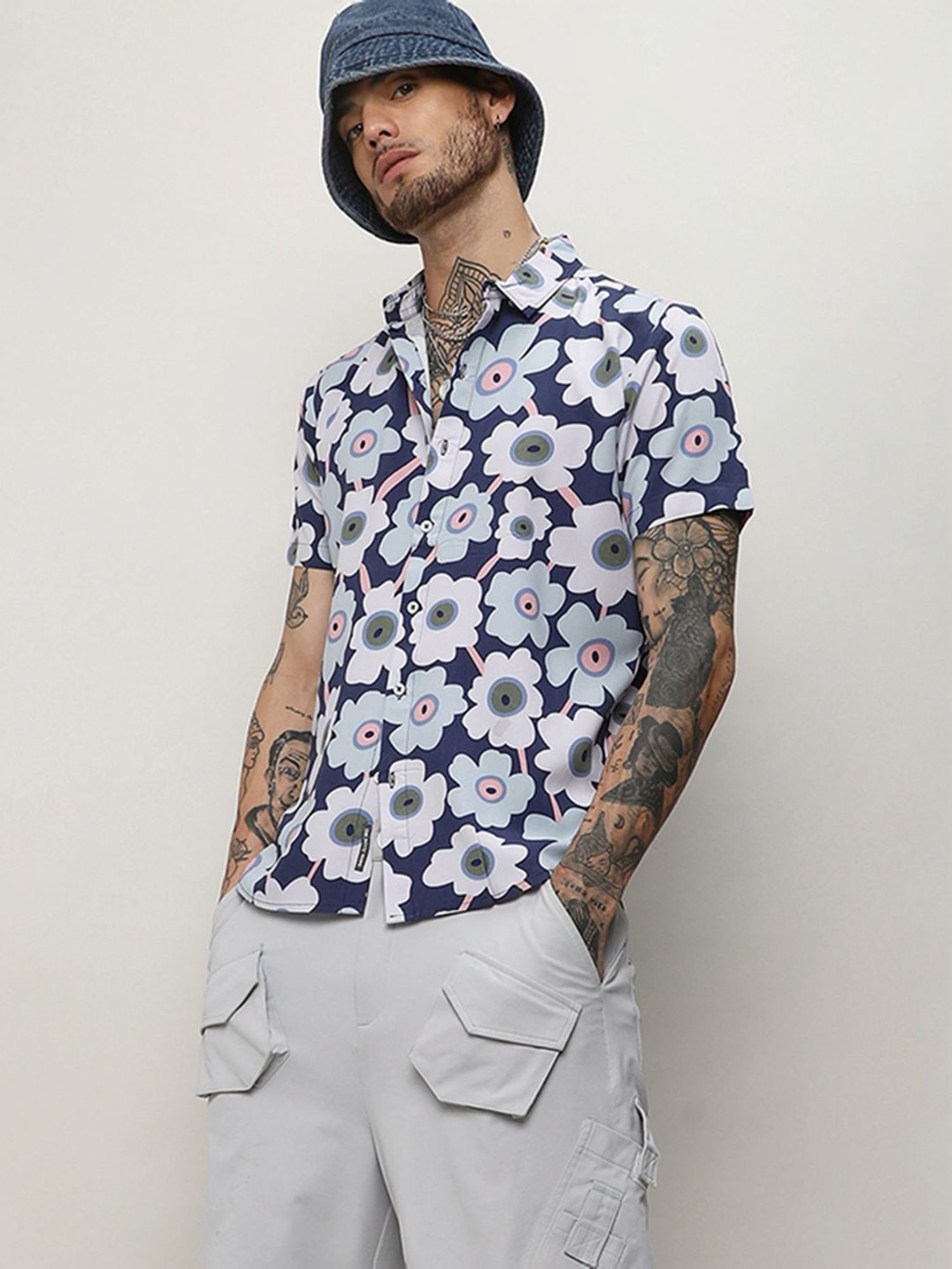 Campus Sutra Blue Regular Fit Floral Print Shirt