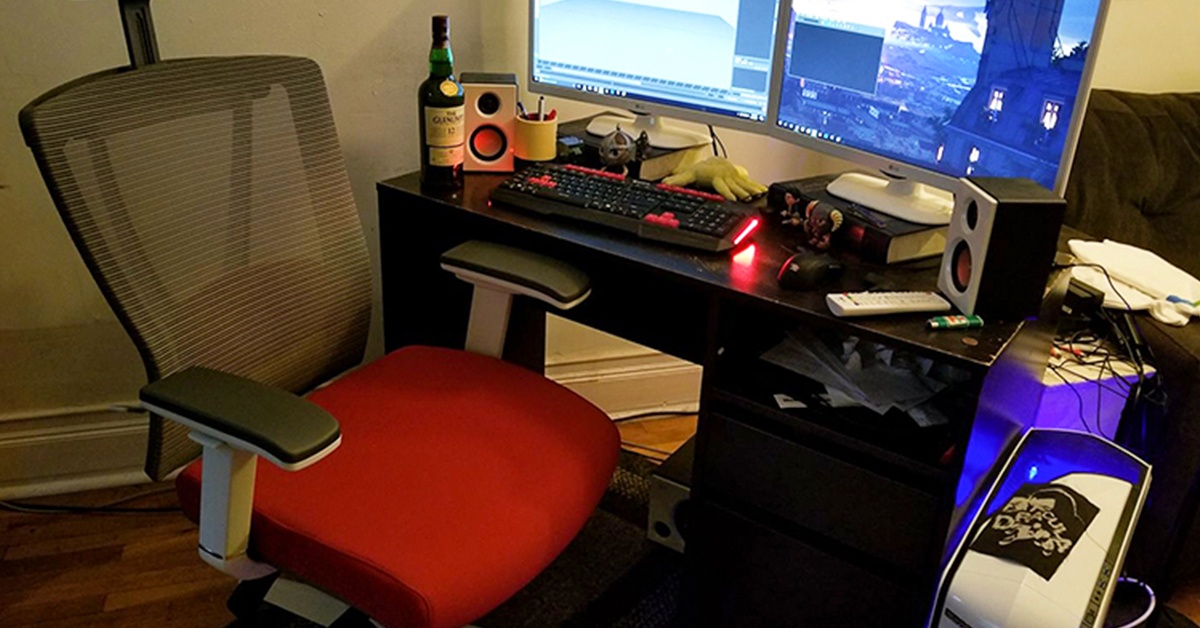 Autonomous Ergonomic Office Chair - ErgoChair Red Apple