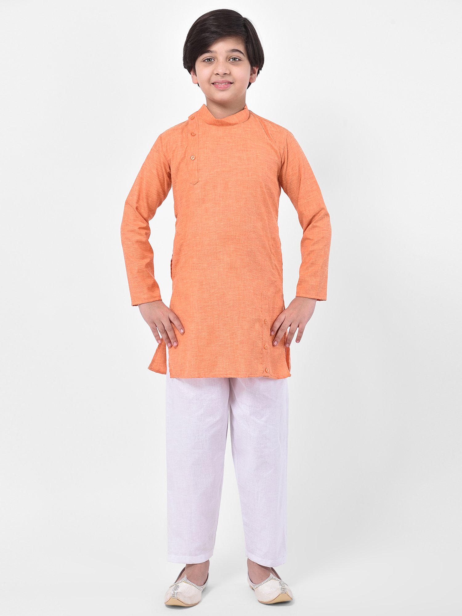 Deyann Kids Orange & White Solid Full Sleeves Kurta with Pyjamas