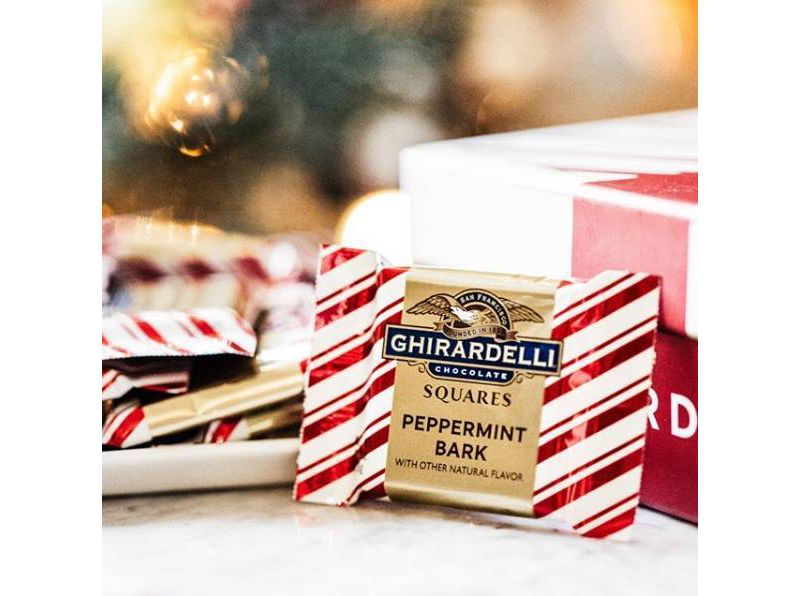Ghirardelli Holiday Limited Edition Peppermint Bark Squares Small Bag - 0.83oz
