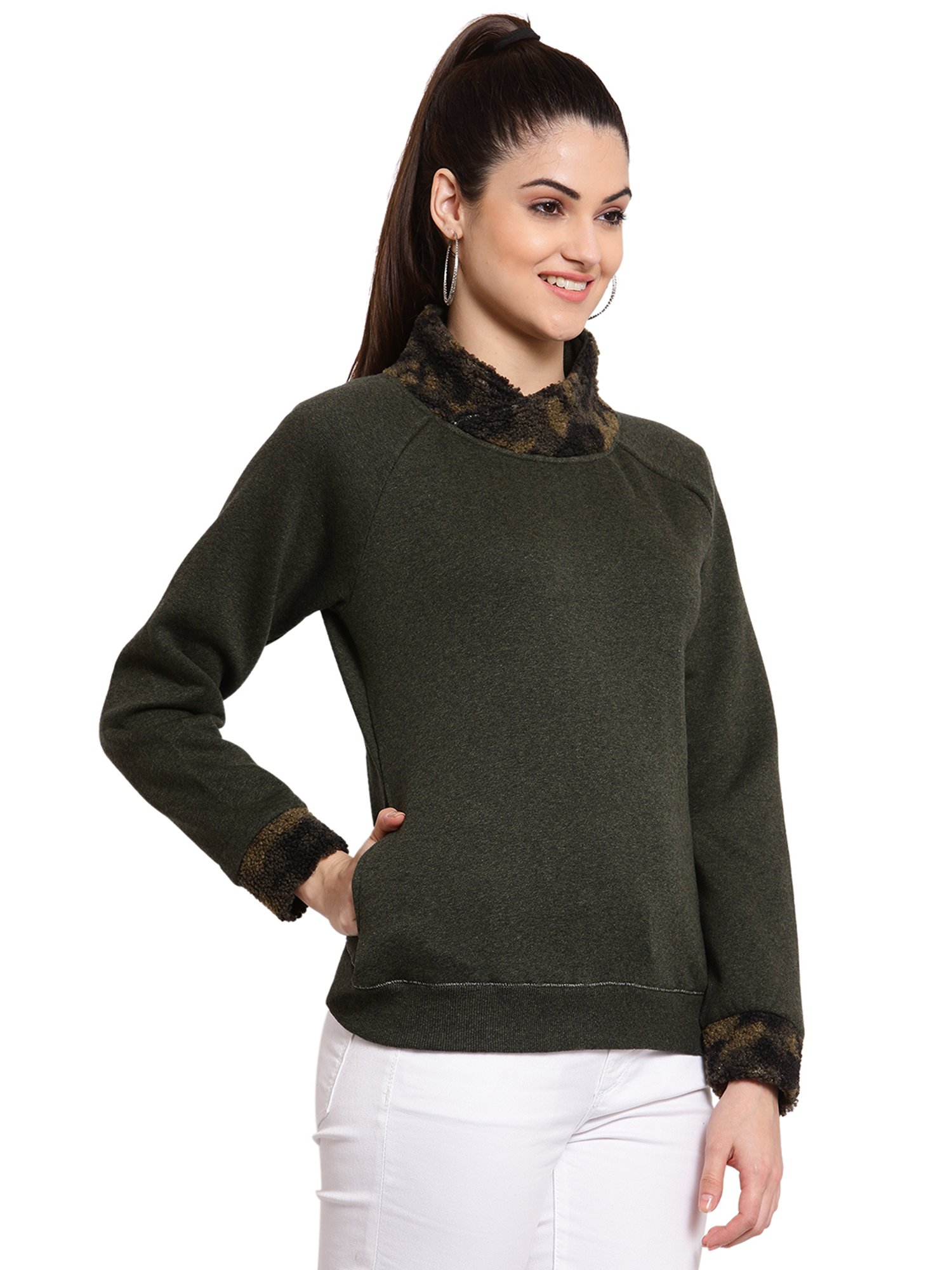 Juelle Green Full Sleeves Sweatshirt