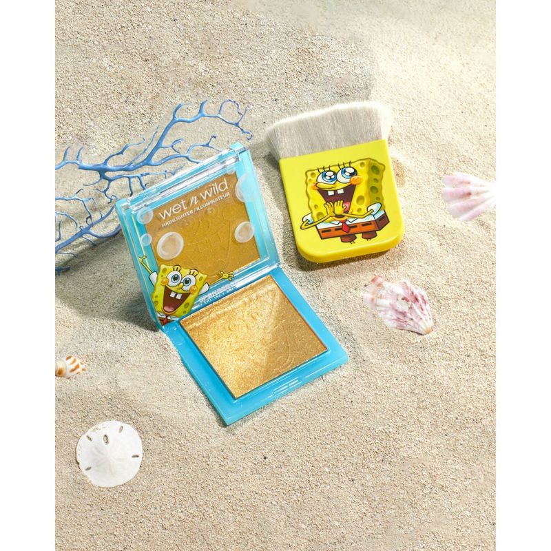 Wet n Wild SpongeBob Flat Kabuki Brush