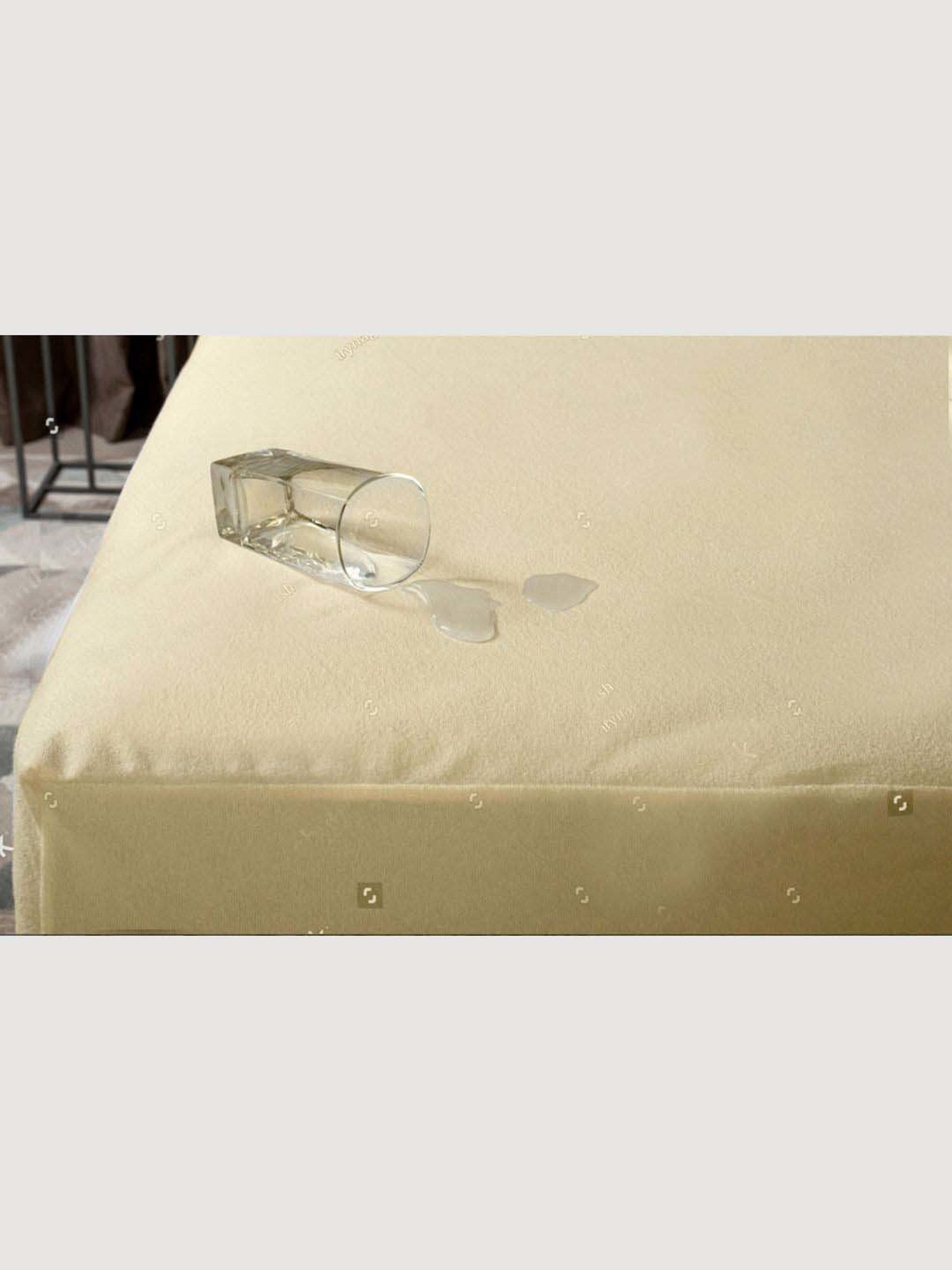 MiArcus Green Polyester 180 GSM Mattress Protectors (0-12 Month) - Set of 1