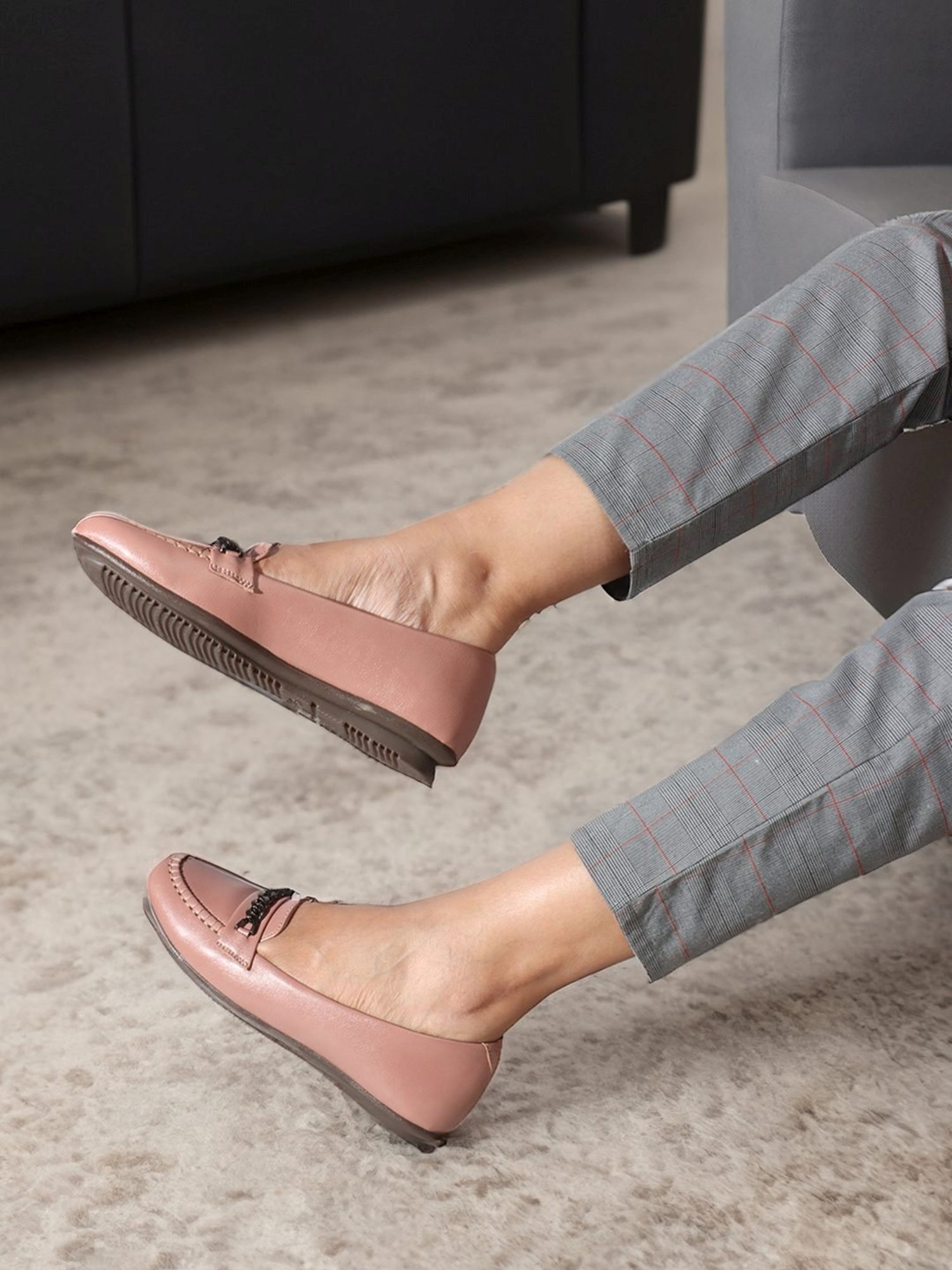 Elle Women's Peach Casual Loafers