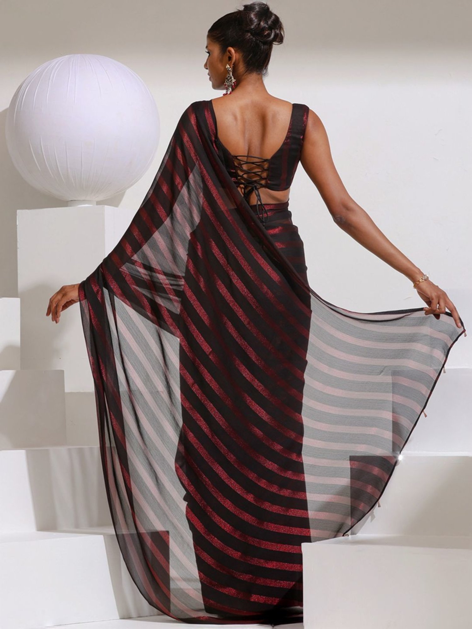 Swtantra Black Striped Saree With Unstitched Blouse