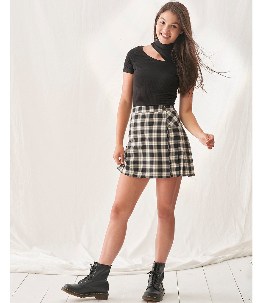 Love & Piece Mock-Neck Button-Side Ribbed Knit Top