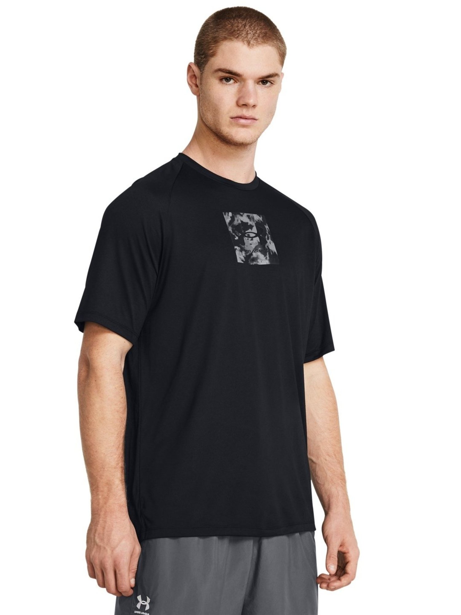 Under Armour Black Slim Fit Printed T-Shirt