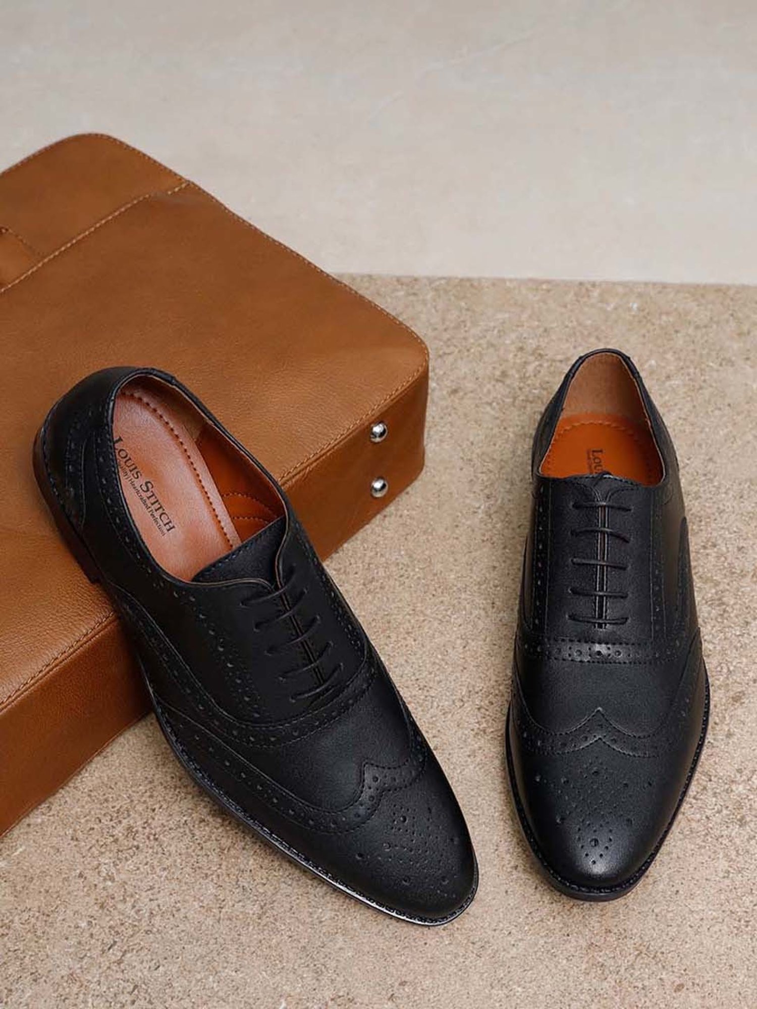 Louis Stitch Men's Black Brogue Shoes