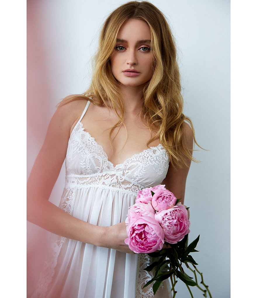 Flora Nikrooz Showstopper Chemise