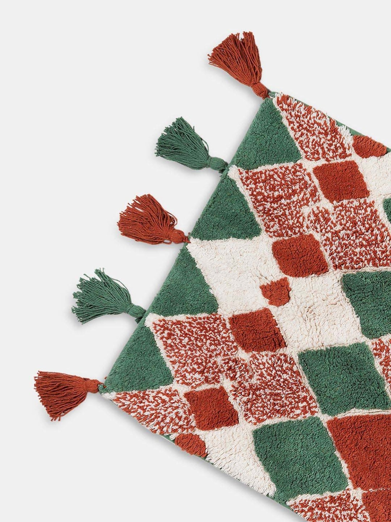 Living Scapes by Pantaloons Multicolor Cotton Woven Bath Mat With Tassels