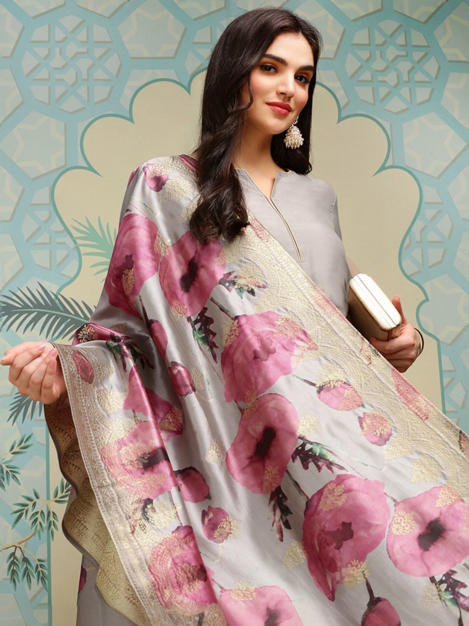 Ishin Grey Plain Kurta & Pants Set with Dupatta