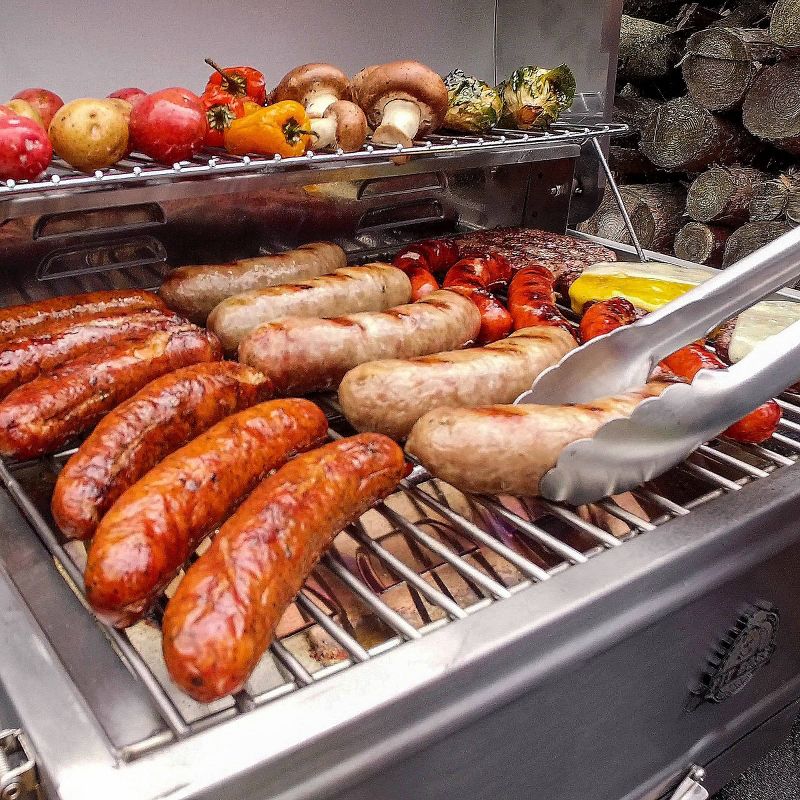 Dyna-Glo Wide Body Vertical Offset Charcoal Smoker Model DGO1890BDC-D