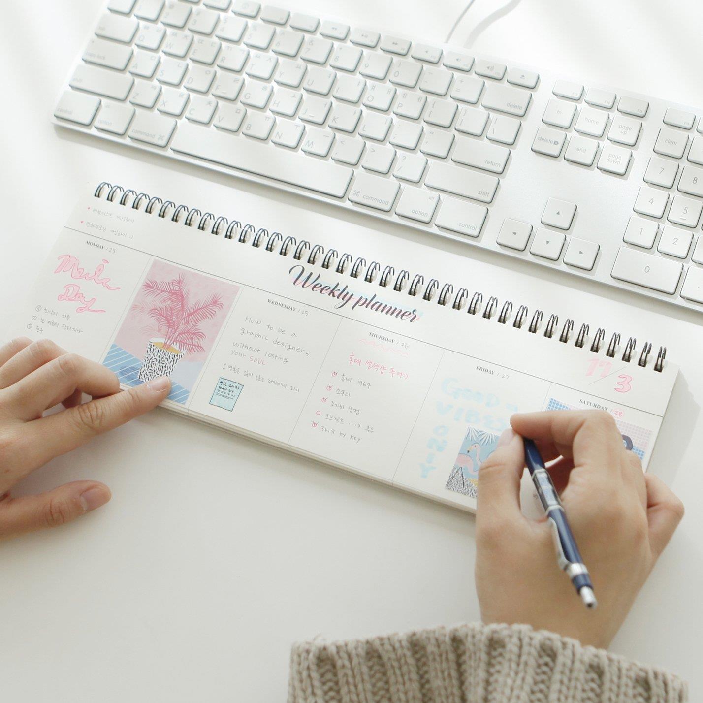 FUN DESIGN FAIR Weekly Planner Pad - Wirebound Undated Weekly Planner Pad, Weekly Scheduler Pad (White)