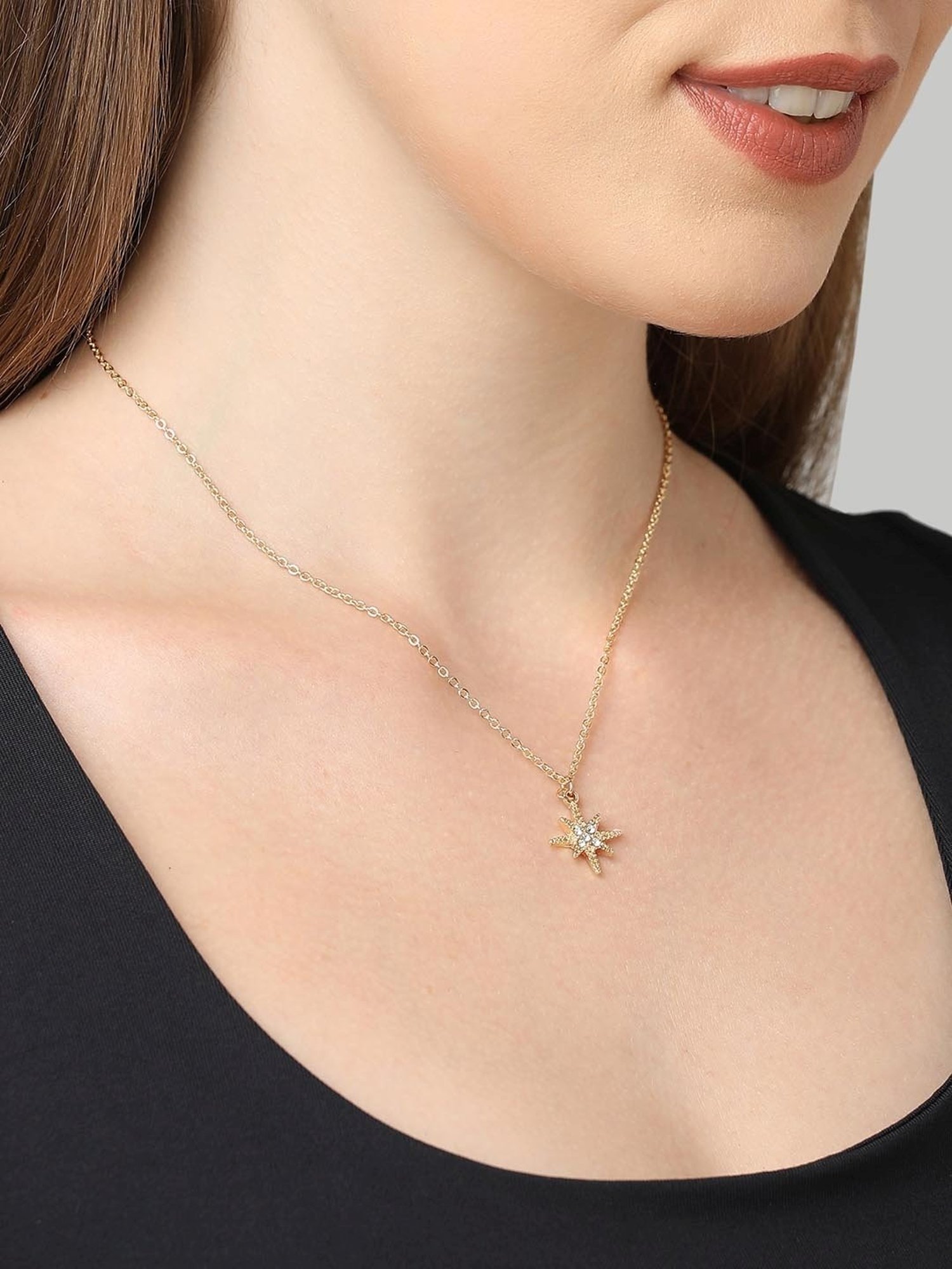 Accessorize London Star Golden Alloy Casual Necklace