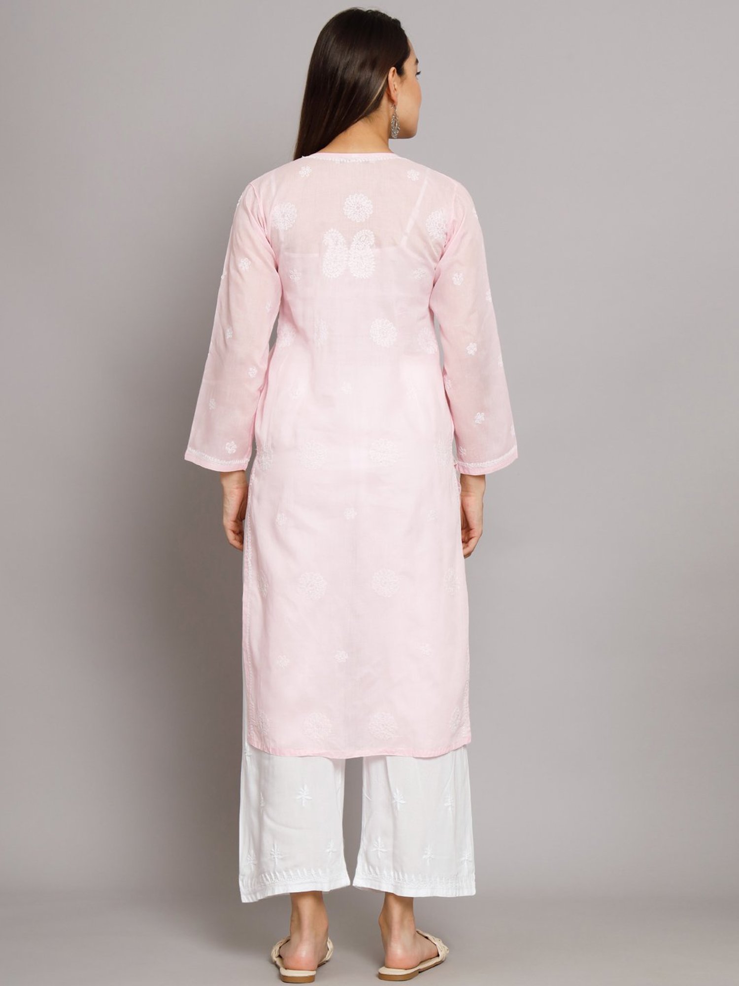 PARAMOUNT CHIKAN Baby Pink Cotton Chikankari Straight Kurta