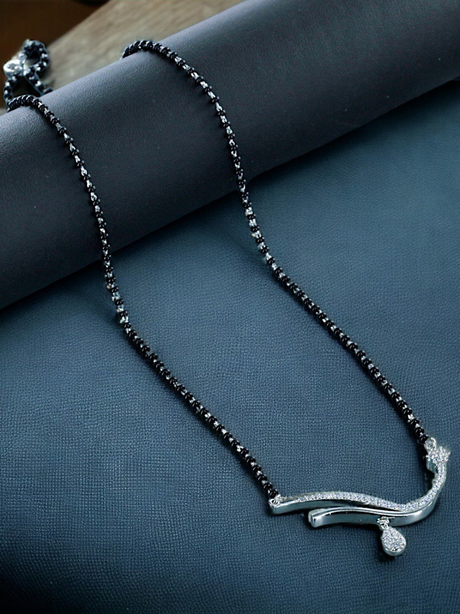 Taraash 92.5 Sterling Silver Black Beaded Mangalsutra